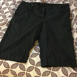 💐SALE💐 The Limited drew fit black shorts size 8